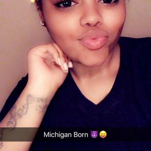 Meet your Posher, San